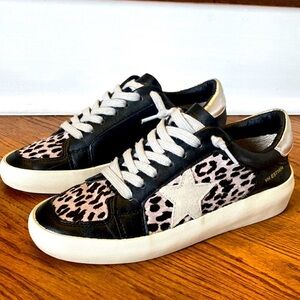 Vintage Havana Leopard Print Sneakers